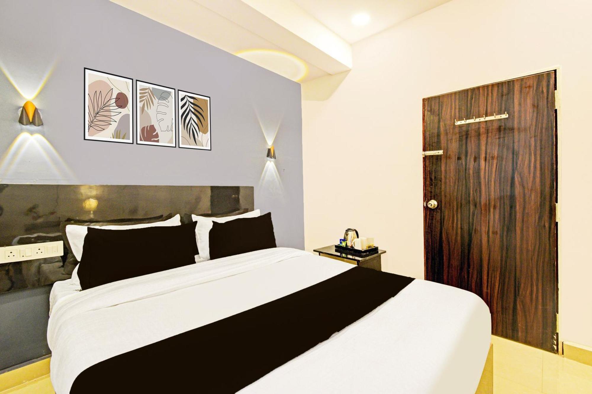 Hotel O Malani Inn Hyderabad Eksteriør billede