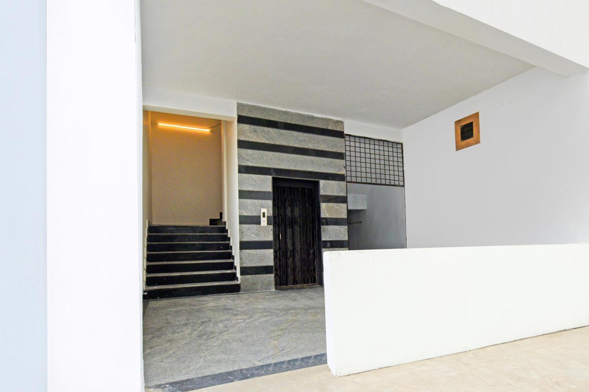 Hotel O Malani Inn Hyderabad Eksteriør billede